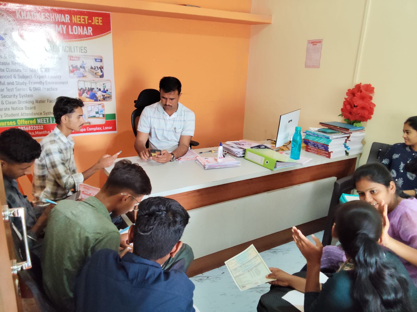 Faculty conducting a NEET-JEE guidance session on syllabus planning, time management, NCERT preparation and regular practice at Khadkeshwar NEET-JEE Academy, Lonar.